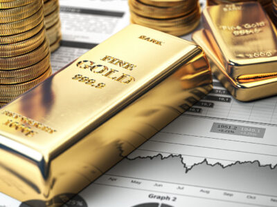 Gold outperforming the S&P 500