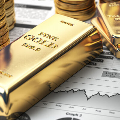 Gold outperforming the S&P 500